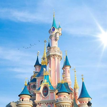 Le 82 - Studio Pour 4 A 3 Minutes De Disneyland Paris Montevrain Ngoại thất bức ảnh